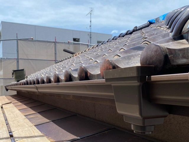 高砂市の新しく交換した軒樋